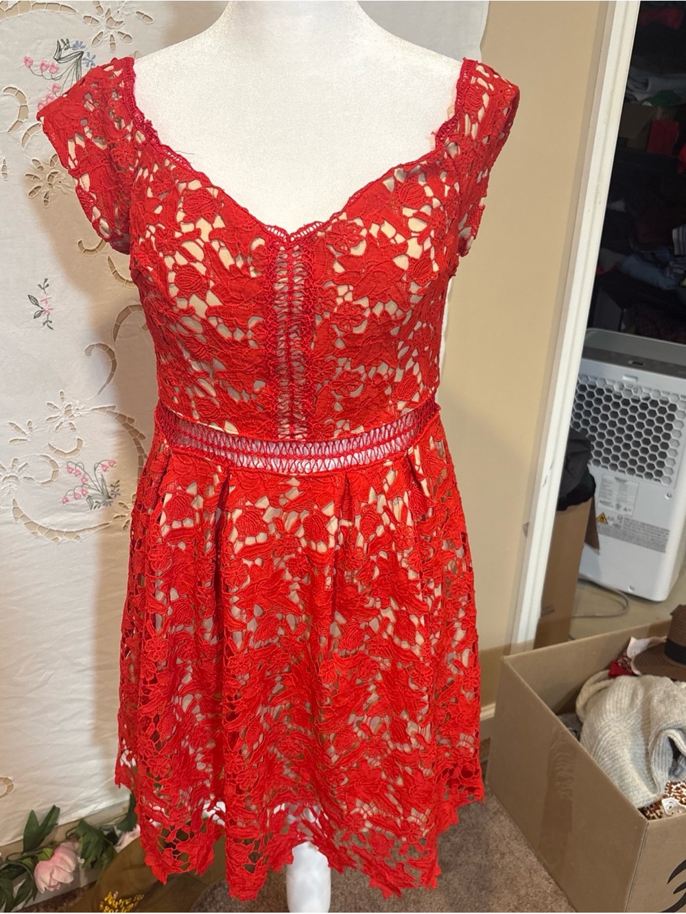 Francesca’s Red Floral Crochet Lace Fit & Flare Dress Size Medium